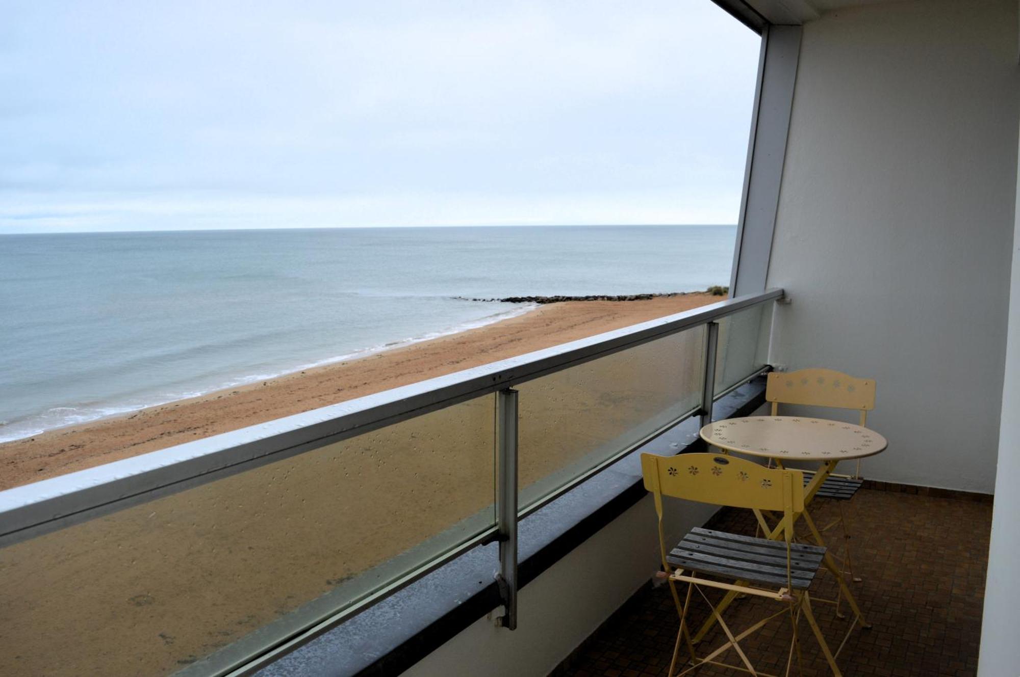L'Esperluette - Magnifique Vue Mer Et Balcon Курсёль-сюр-Мер Экстерьер фото